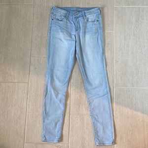 Old Navy Rock Star Mid Rise size 4 regular. Light wash